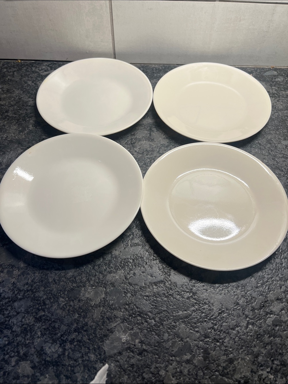 Set of 4 Corelle WINTER FROST salad dessert plates. Exc condition